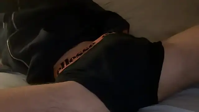 optingwalk25 online show from December 3, 2025, 11:36 pm