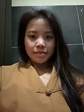 Bella 7777 online show from May 15, 2026, 12:01 pm