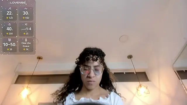 Snapshot of Hanna_Cornee_ chatting on February 10, 2026, 12:20 pm Hanna Cornee online show from February 10, 2026, 12:20 pm