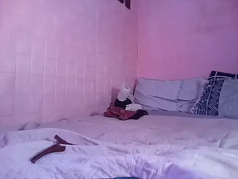 Kellye hotTs online show from November 26, 2025, 8:43 pm