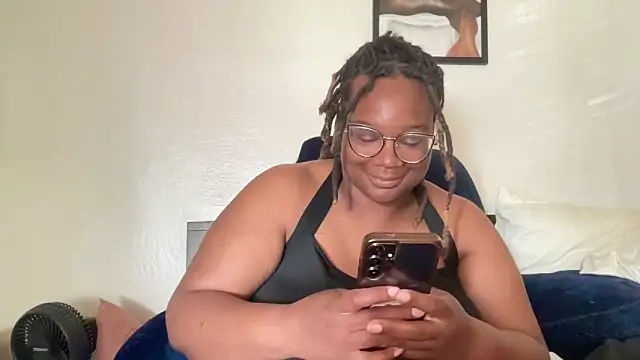 Snapshot of furykat1 chatting on April 5, 2026, 4:48 pm furykat1 online show from April 5, 2026, 4:48 pm