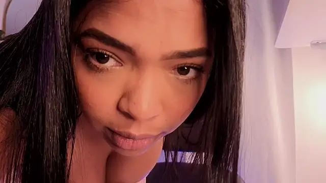 VickyGrey online show from November 14, 2025, 6:17 pm