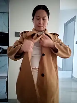 chengcheng12 online show from October 21, 2025, 12:55 am