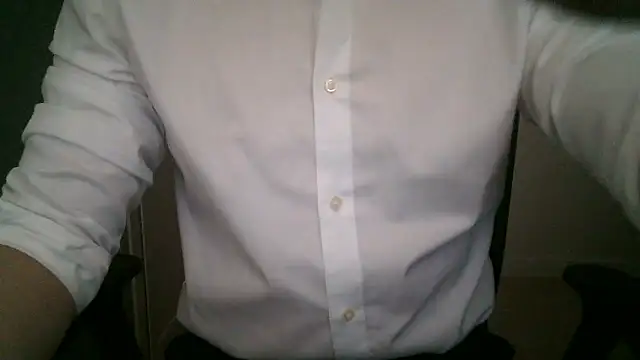 111owo111 online show from September 28, 2025, 2:44 pm