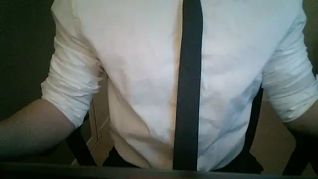 111owo111 online show from April 14, 2026, 1:17 pm