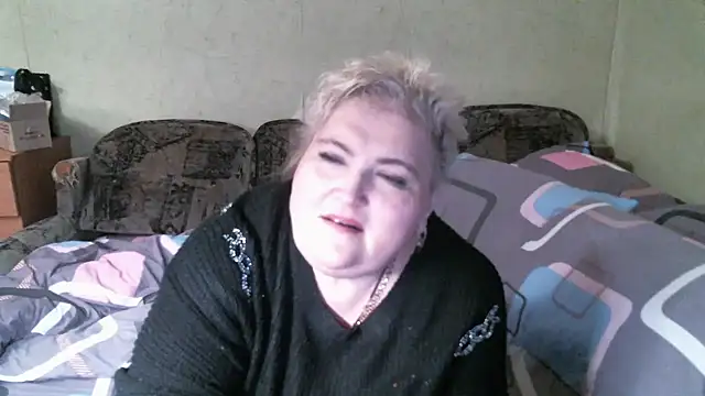 Lana555 online show from May 8, 2026, 8:25 pm