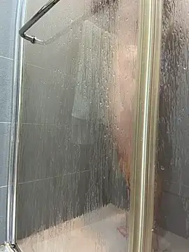 Snapshot of winds1069 chatting on November 19, 2025, 9:31 am winds1069 online show from November 19, 2025, 9:31 am