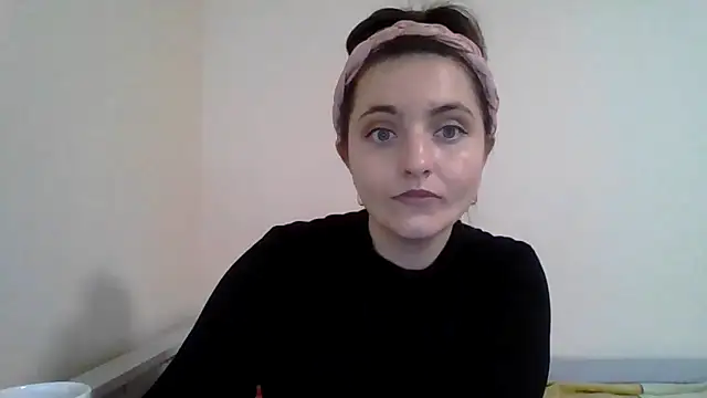 DInaraXRose online show from November 27, 2025, 11:34 am