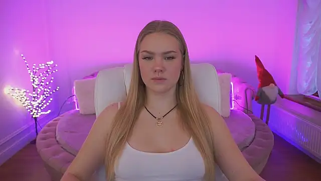 Snapshot of CelesteNoir chatting on January 7, 2026, 8:06 am CelesteNoir online show from January 7, 2026, 8:06 am