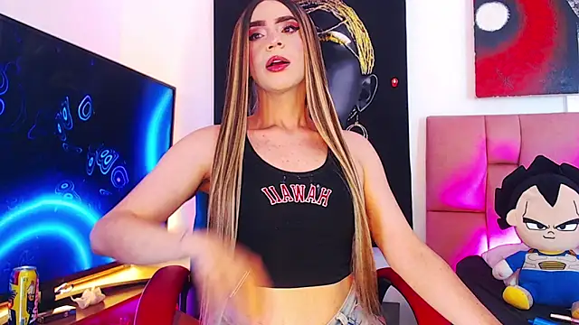 Valentina Shine online show from October 4, 2025, 5:49 am