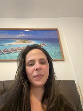 Lady LauraRose online show from December 15, 2025, 12:15 am