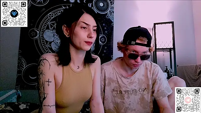 Snapshot of poisondevotion chatting on November 2, 2025, 10:06 am poisondevotion online show from November 2, 2025, 10:06 am