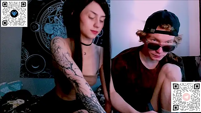 Snapshot of poisondevotion chatting on November 10, 2025, 10:25 am poisondevotion online show from November 10, 2025, 10:25 am