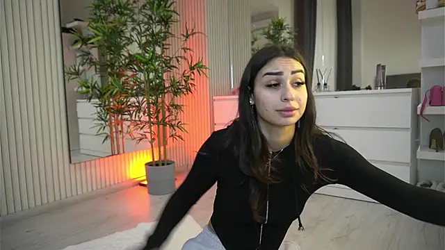 EmmaBlanco online show from March 21, 2026, 6:40 am