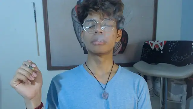 Kaoriimatsuii online show from October 20, 2025, 6:03 am