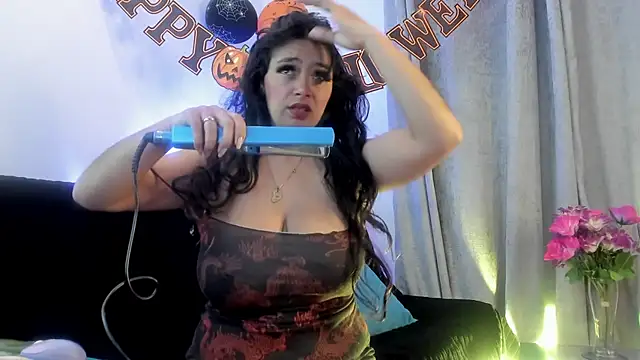 Snapshot of Maitte_love chatting on October 20, 2025, 10:27 am Maitte love online show from October 20, 2025, 10:27 am