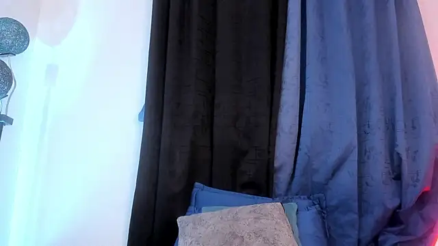 Snapshot of Maitte_love chatting on November 21, 2025, 10:52 pm Maitte love online show from November 21, 2025, 10:52 pm