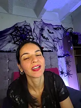 karol rose online show from October 18, 2025, 10:54 pm