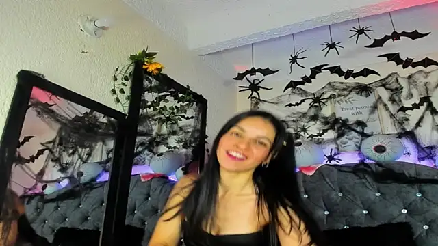 karol rose online show from October 20, 2025, 7:14 pm