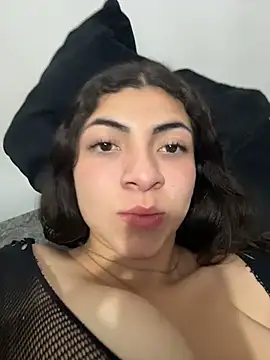 arieel  722 online show from October 16, 2025, 6:03 am