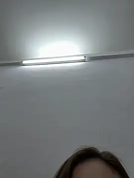 PhuongNhi21 online show from October 30, 2025, 3:35 pm