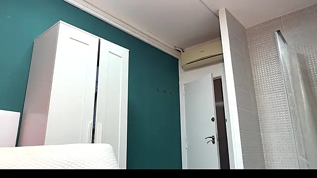 Snapshot of Valeriathonson chatting on November 10, 2025, 10:53 pm Valeriathonson online show from November 10, 2025, 10:53 pm