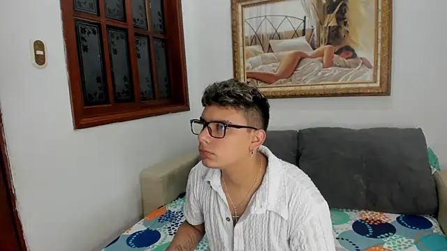 DavilANDkevin2 online show from November 20, 2025, 2:56 am