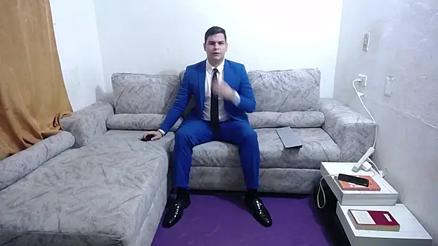 Victor Maitland online show from June 5, 2026, 3:46 am