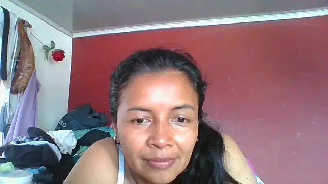 DianaOchoa  online show from April 18, 2026, 7:58 pm