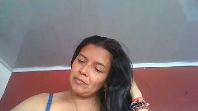 Snapshot of DianaOchoa_ chatting on July 17, 2026, 8:46 pm DianaOchoa online show from July 17, 2026, 8:46 pm