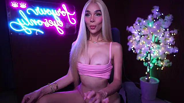xxforyoureyesonlyxx online show from June 3, 2026, 3:09 am