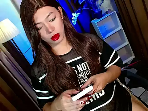 bigfattycocksonya27 online show from November 23, 2025, 9:09 am