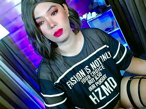 bigfattycocksonya27 online show from May 11, 2026, 8:20 am