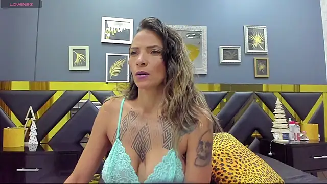 Kaya Tate online show from January 7, 2026, 4:53 pm