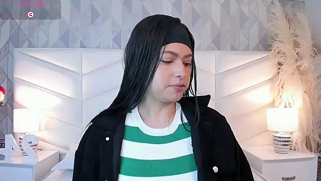 victoria   jonnes online show from September 21, 2025, 12:29 pm