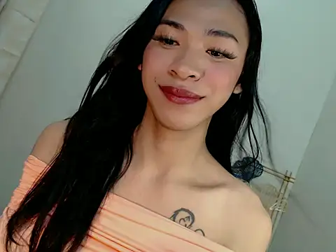 Annaloula online show from November 21, 2025, 5:55 pm