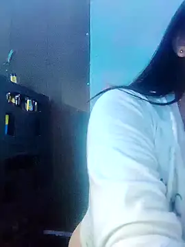 lunna 07 online show from October 12, 2025, 11:59 pm