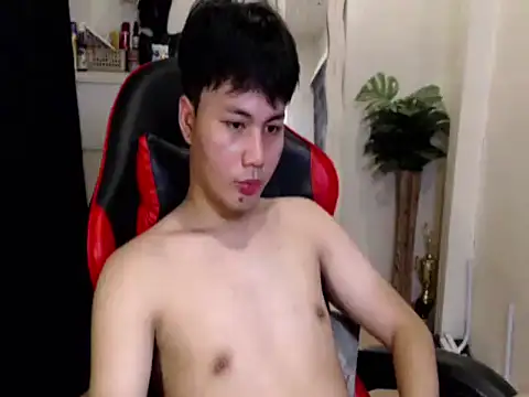 urasiantwink69 online show from April 12, 2026, 11:48 am