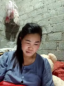 jienrrr online show from October 24, 2025, 1:24 am