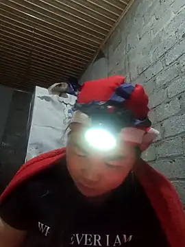 jienrrr online show from December 19, 2025, 12:56 pm