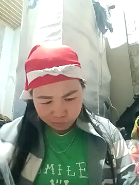 jienrrr online show from March 17, 2026, 4:17 am