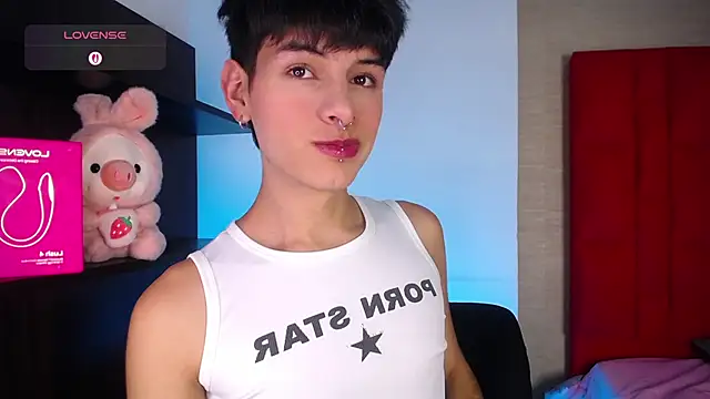 Ezra Storm online show from December 19, 2025, 5:25 am