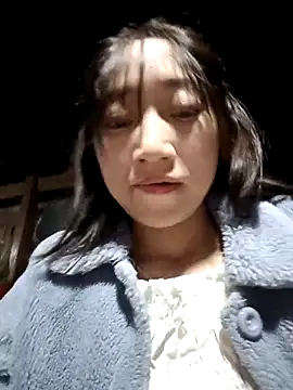 Zhan99999 online show from November 16, 2025, 2:33 pm