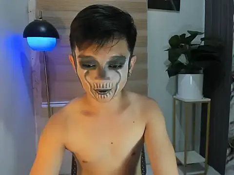 sexysam14 online show from November 1, 2025, 4:58 am