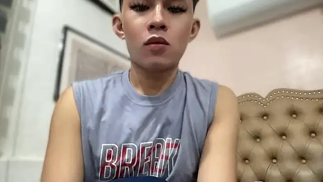 Snapshot of solana_imani chatting on February 16, 2026, 2:57 pm solana imani online show from February 16, 2026, 2:57 pm