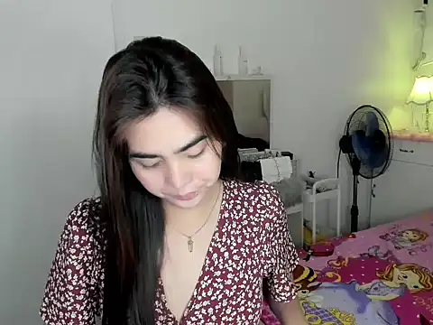 Alovelydoll nica online show from April 15, 2026, 1:51 pm