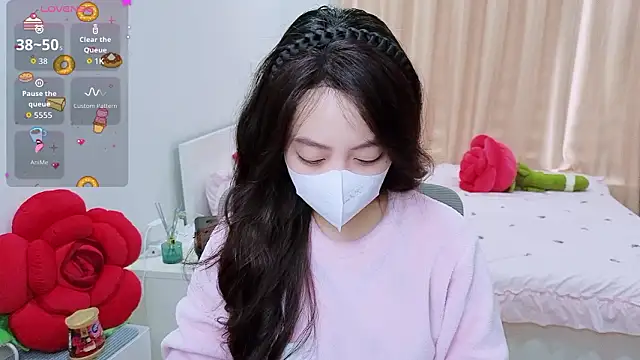 Snapshot of -MinaYoung- chatting on February 10, 2026, 2:37 am -MinaYoung- online show from February 10, 2026, 2:37 am