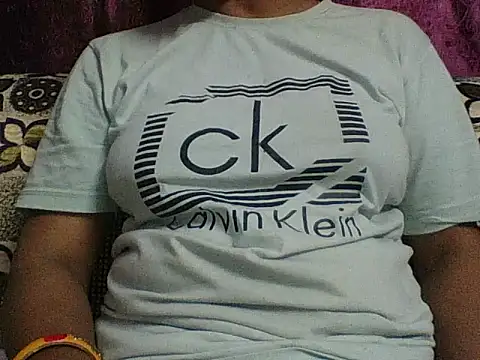 lovely-rinkki online show from April 18, 2026, 4:16 am