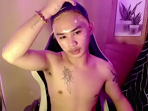 Snapshot of asianhardcock25 chatting on September 16, 2025, 7:09 am asianhardcock25 online show from September 16, 2025, 7:09 am