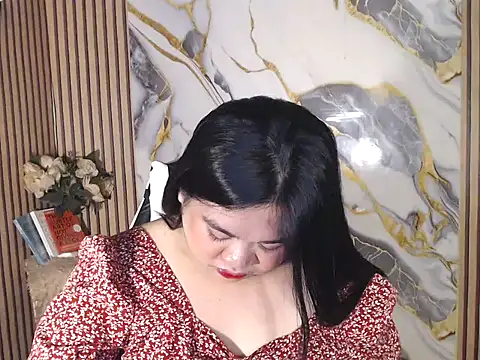 Im ur mother online show from April 8, 2026, 10:37 am